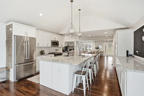 $624,900 | 9200 Birch Avenue, Munster, IN 46321