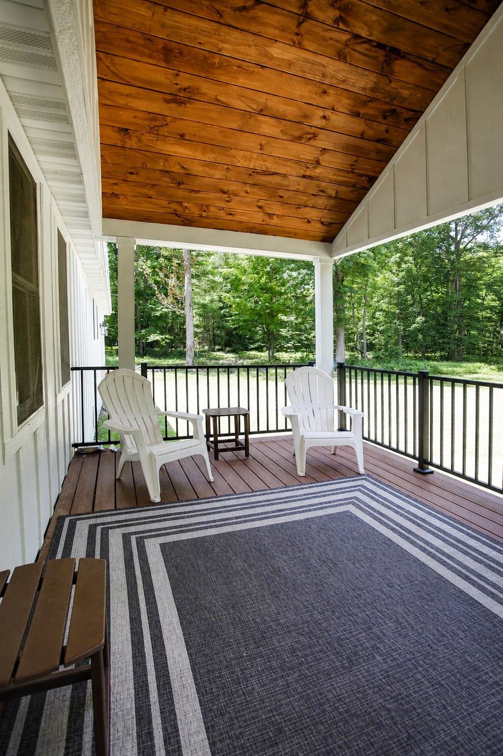 293 Fisher Road Traverse City, MI 49685 - Photo 5 of 37