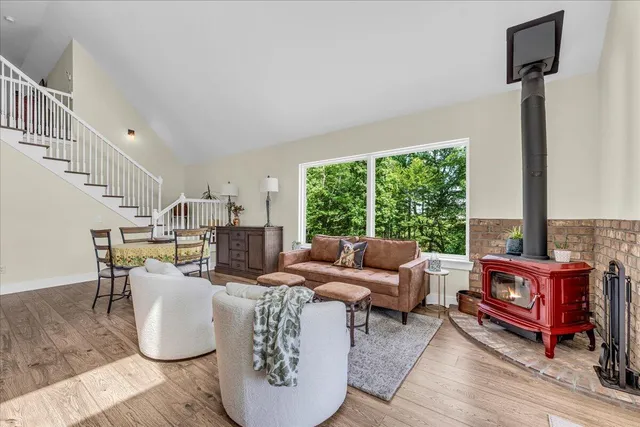 $885,000 | 415 River Bluffs Drive, Jasper, TN 37347