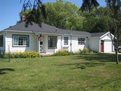813 Cherry Road Manistee, MI 49660 - Photo 1 of 15 Primary Photo