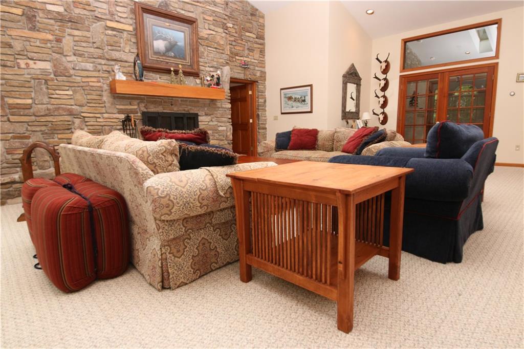 319 Imperial Road Hidden Valley, PA 15502 - Photo 3 of 25 Gallery Image 3