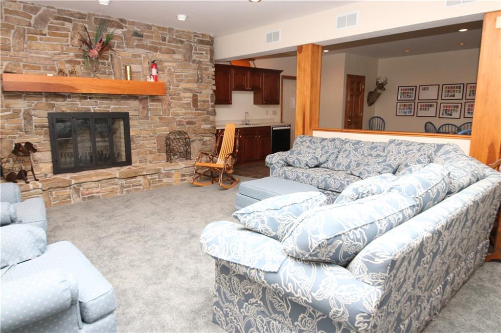 319 Imperial Road Hidden Valley, PA 15502 - Photo 9 of 25 Gallery Image 9