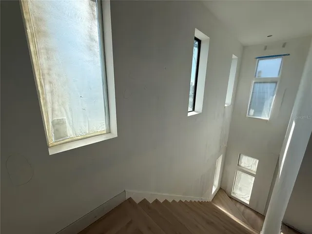 $1,199,000 | 4019 Harrisburg Street Northeast, St. Petersburg, FL 33703