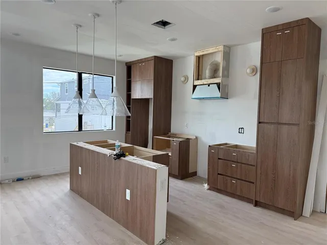 $1,199,000 | 4019 Harrisburg Street Northeast, St. Petersburg, FL 33703