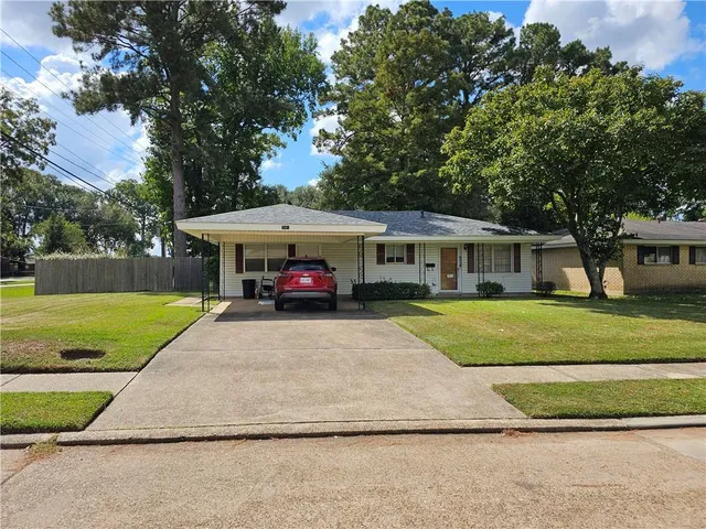 $163,900 | 5501 Navaho Trail, Alexandria, LA 71301