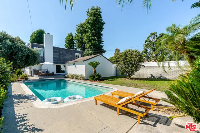 $1,799,000 | 5056 Greenbush Avenue, Sherman Oaks, CA 91423