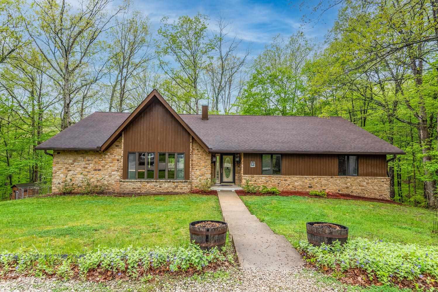 5750 East Robinson Road Bloomington, IN 47408 - Photo 1 of 36