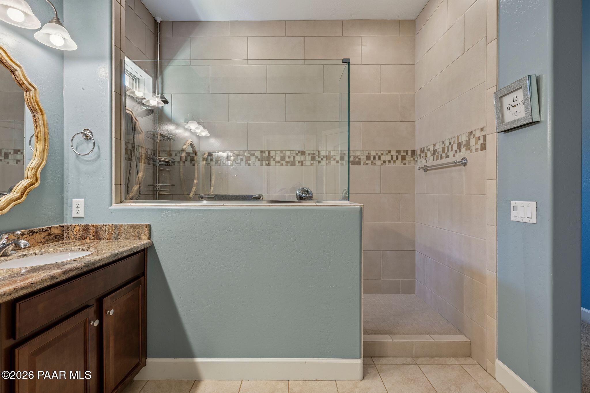 8636 Wandering Creek Road Prescott Valley, AZ 86315 - Photo 20 of 47 Primary Bathroom