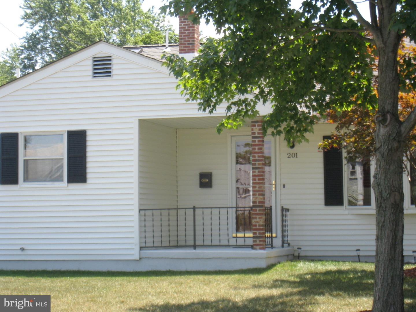 201 Dutch Neck Road Hightstown, NJ 08520 - Photo 2 of 19 Gallery Image 2