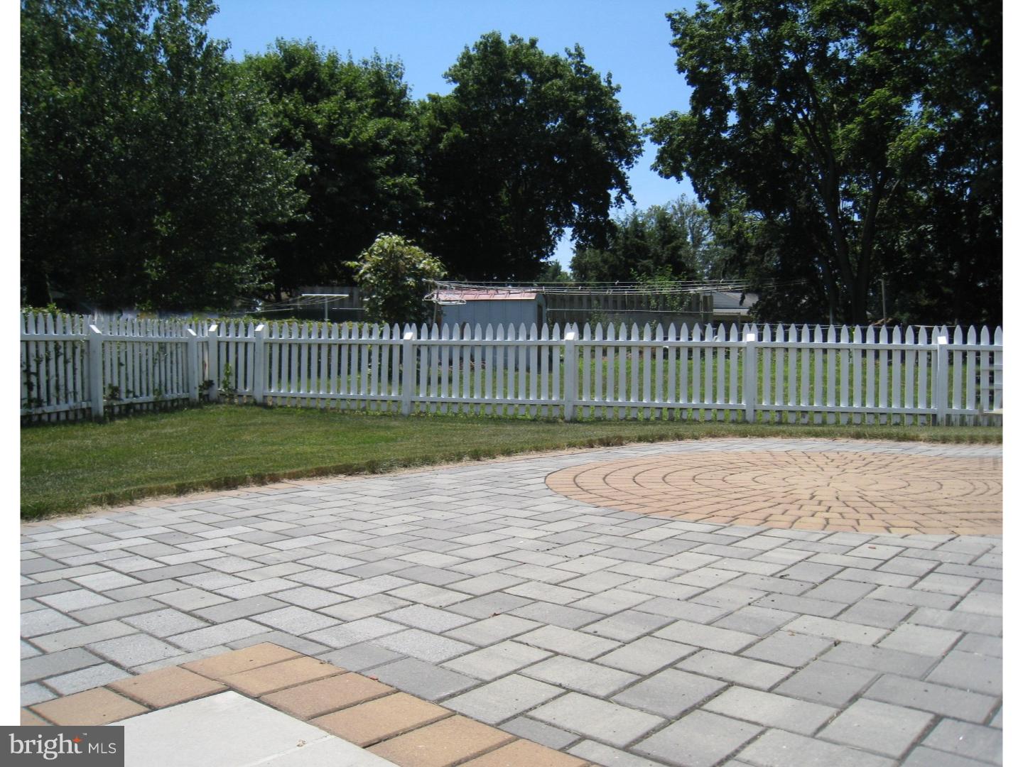 201 Dutch Neck Road Hightstown, NJ 08520 - Photo 16 of 19 Patio