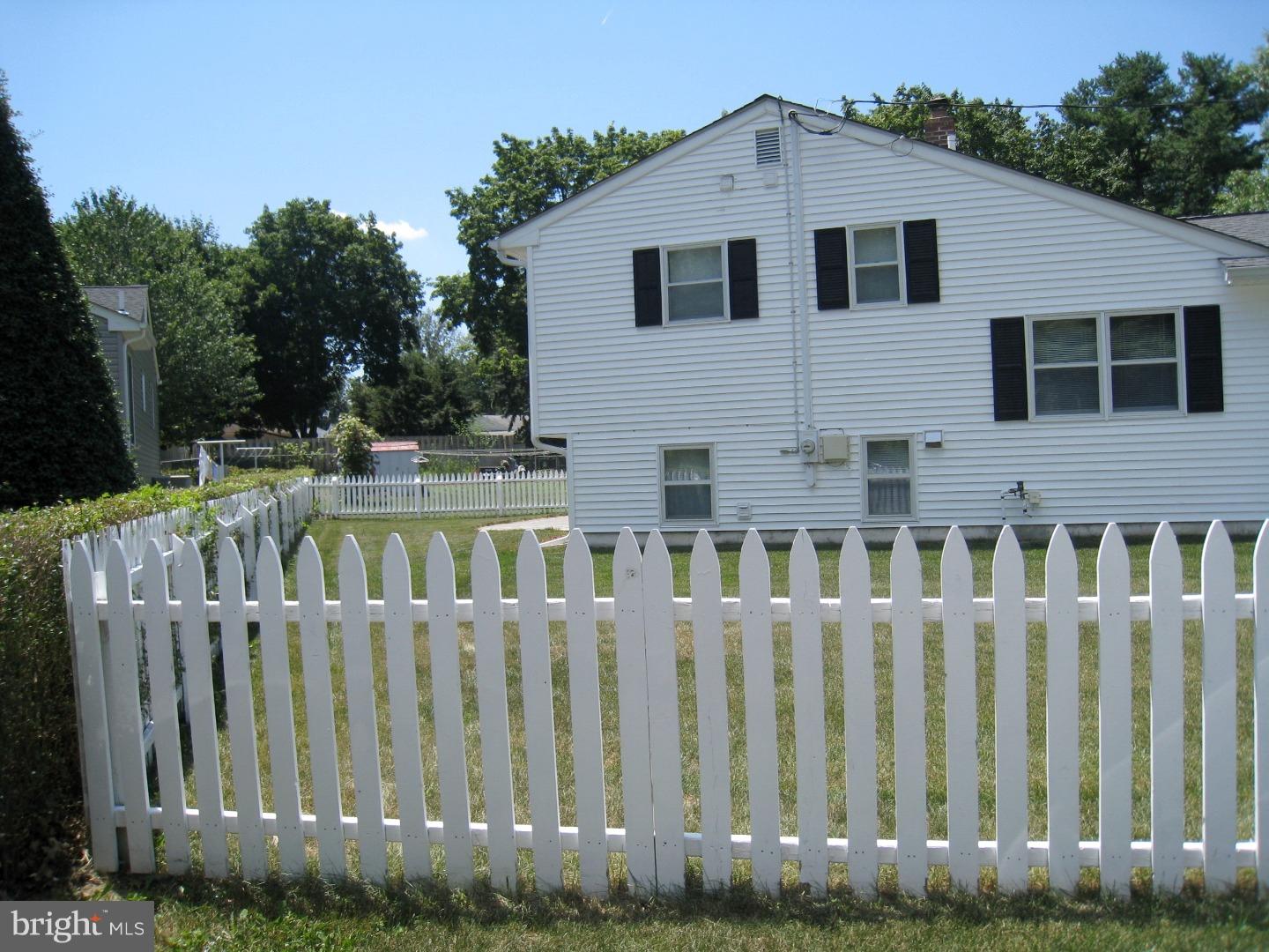 201 Dutch Neck Road Hightstown, NJ 08520 - Photo 18 of 19 Gallery Image 18