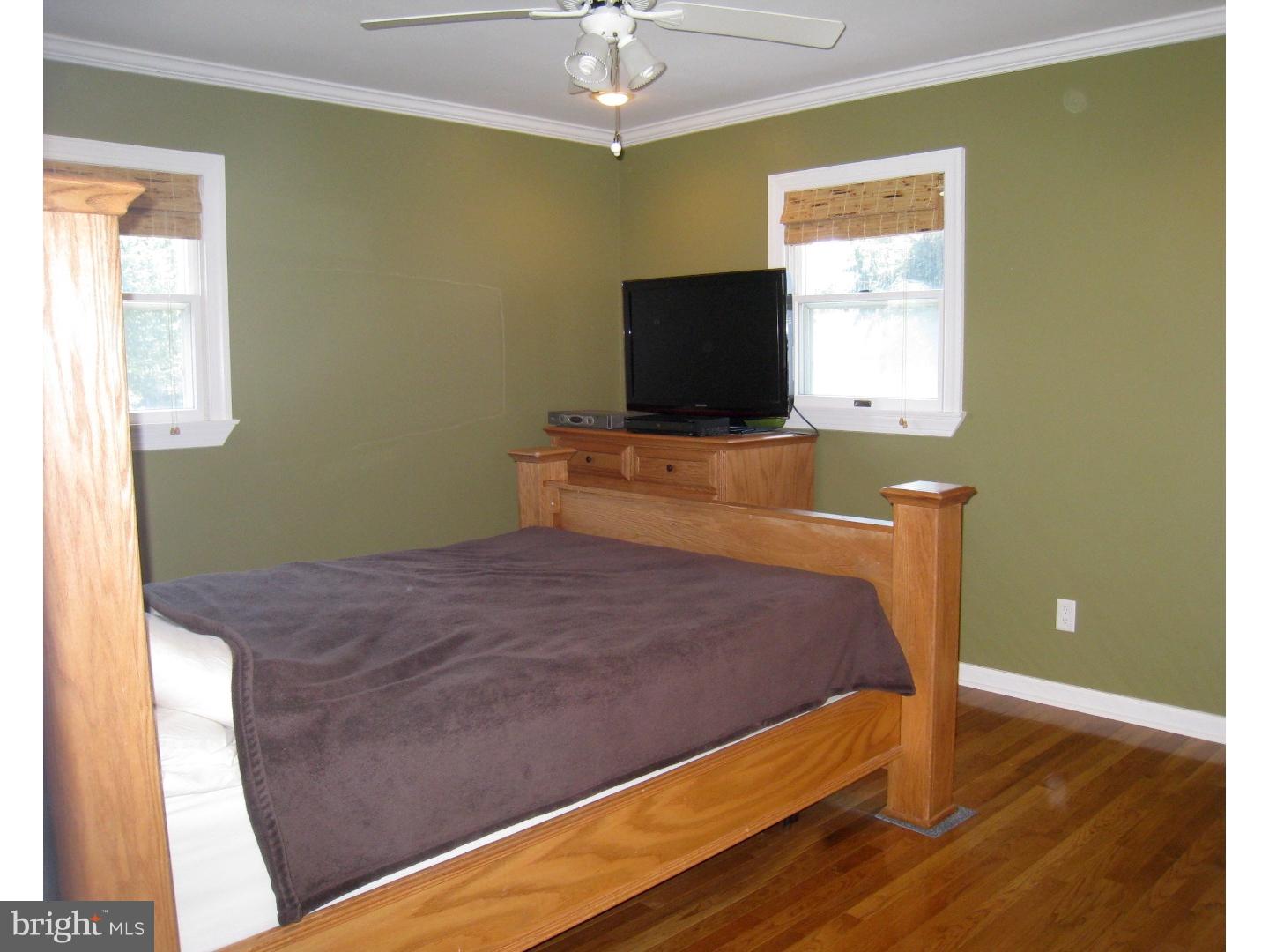 201 Dutch Neck Road Hightstown, NJ 08520 - Photo 8 of 19 Master Bedroom