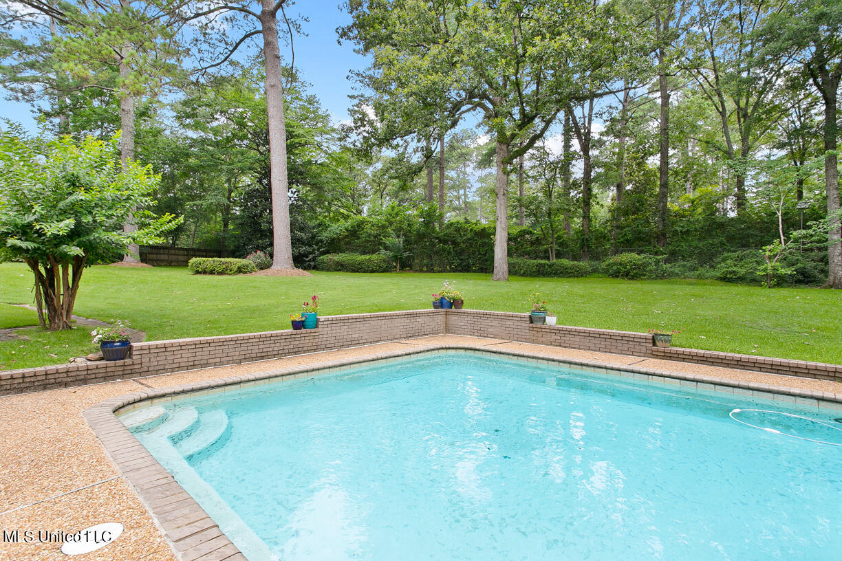 2216 Meadowbrook Road Jackson, MS 39211 - Photo 40 of 43 2216 Meadowbrook final-37