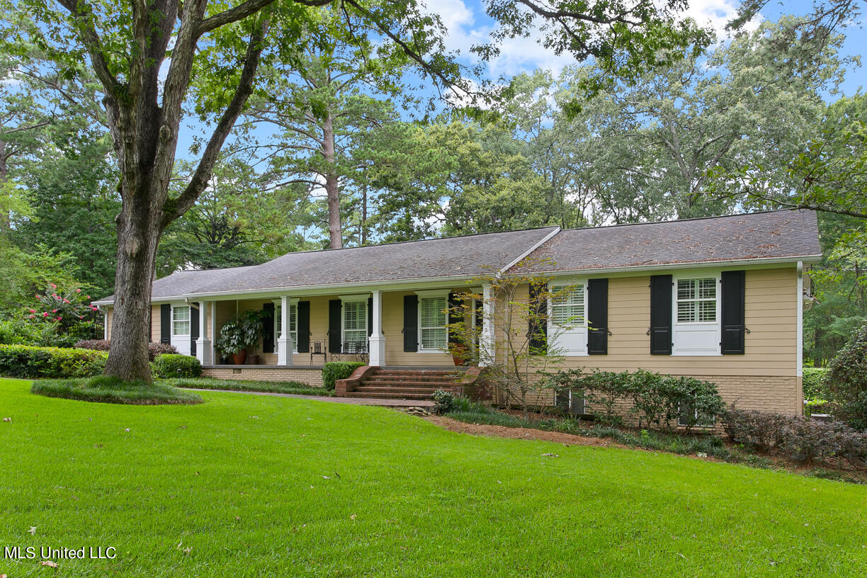 2216 Meadowbrook Road Jackson, MS 39211 - Photo 5 of 43 2216 Meadowbrook final-4