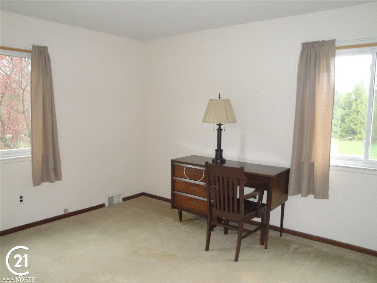 5249 Sandhill Road Almont, MI 48003 - Photo 14 of 31 31378072-13.JPG
