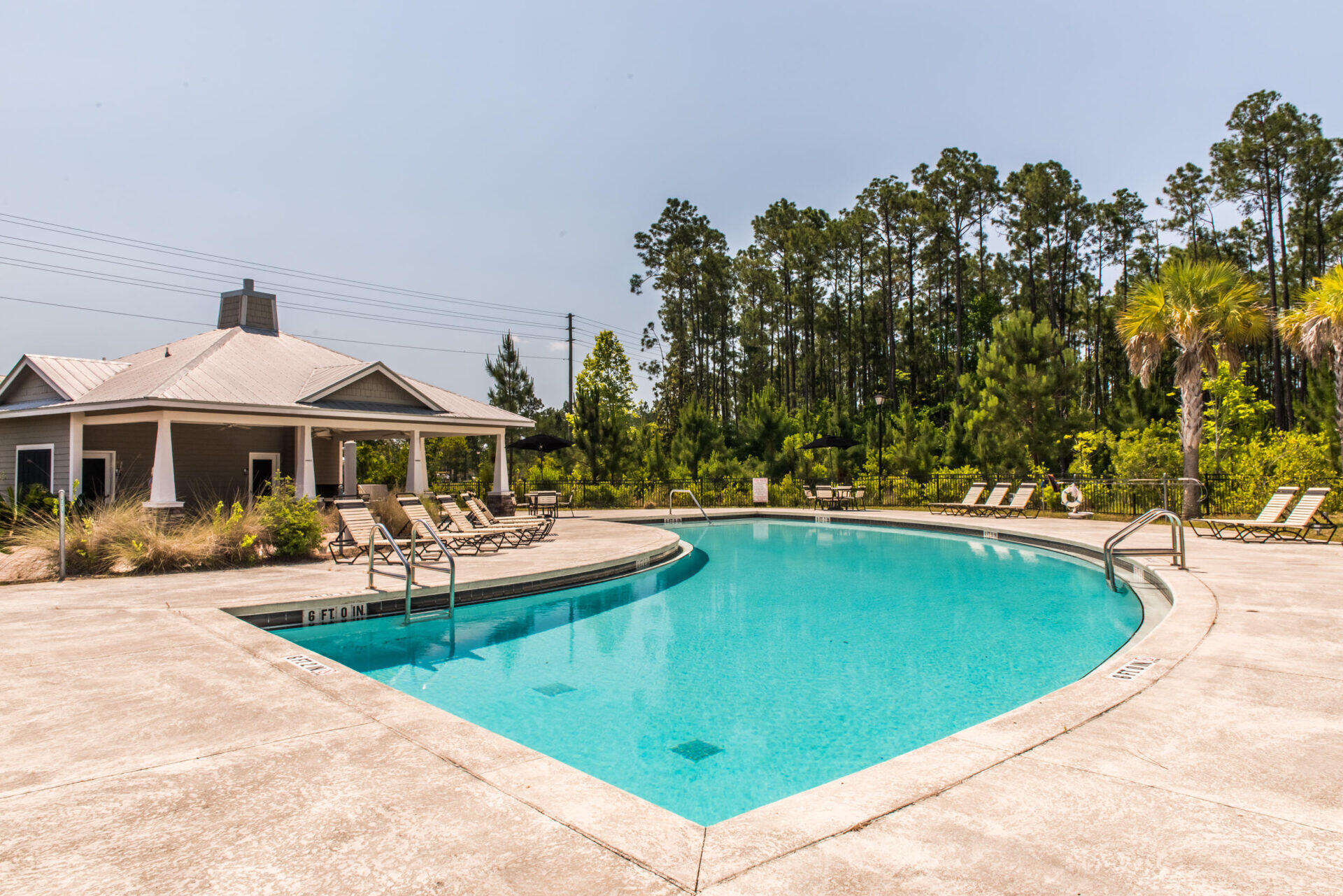 280 Date Palm Lane Freeport, FL 32439 - Photo 33 of 37 Pool