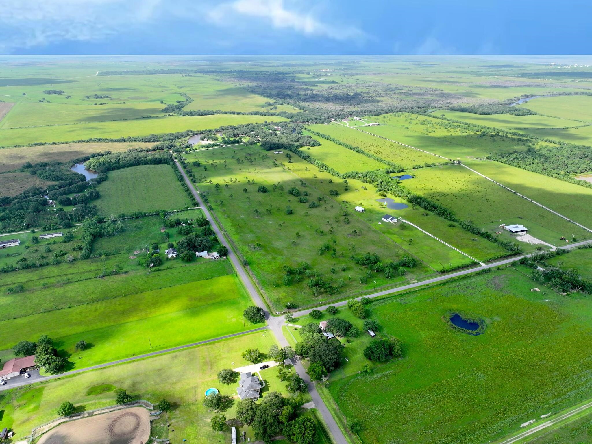 1734 Haynes Road Anahuac, TX 77514 - Photo 11 of 23 Gallery Image 11
