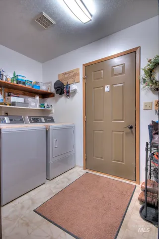 $365,000 | 585 Park Boulevard, Ontario, OR 97914