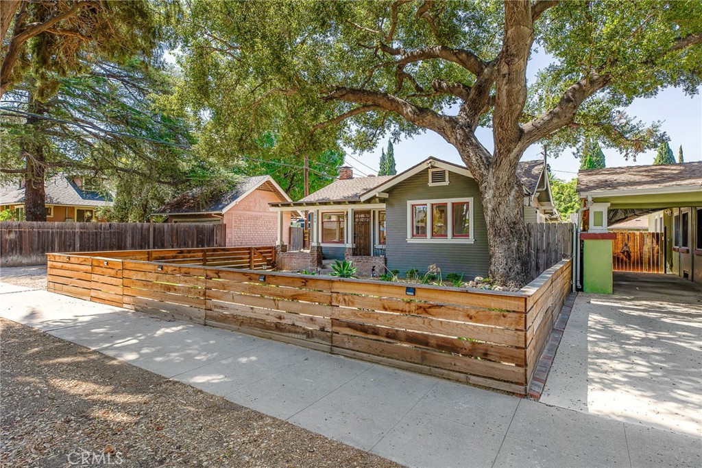 3844 Linwood Place Riverside, CA 92506 - Photo 1 of 70