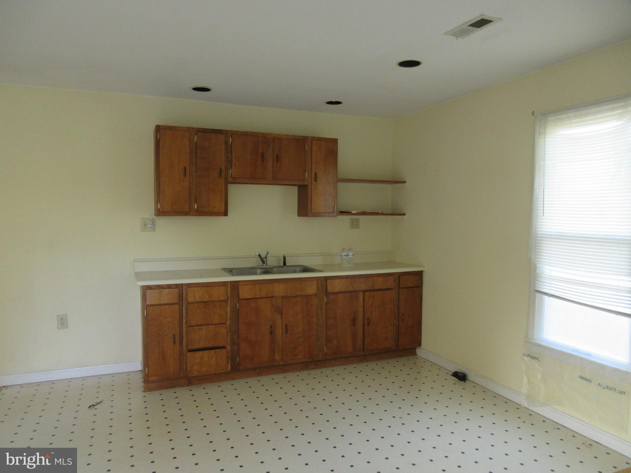 109 Kehm Road Queenstown, MD 21658 - Photo 18 of 22 GARAGE APT - KIT