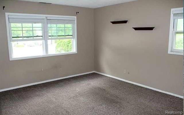 1648 Haslett Road East Lansing, MI 48823 - Photo 6 of 25