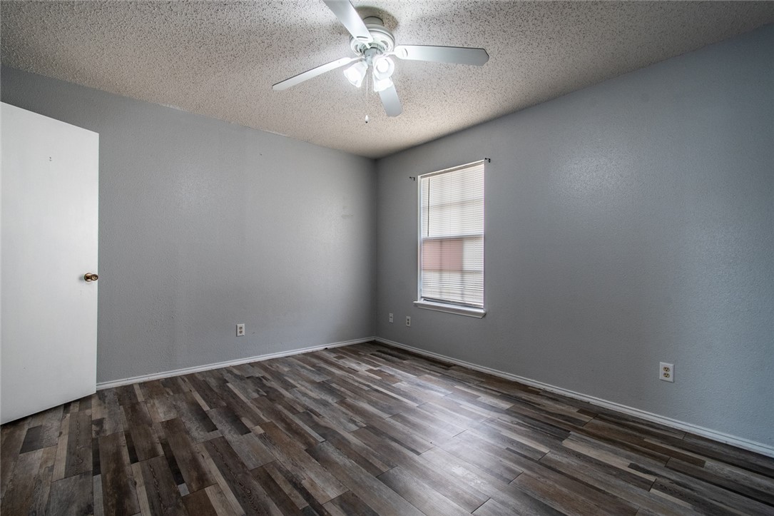 6702 Everhart Road Corpus Christi, TX 78413 - Photo 15 of 25