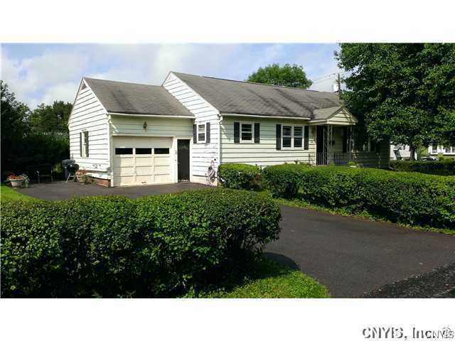 404 Franklin Street Oneida, NY 13421 - Photo 1 of 1 Exterior Front