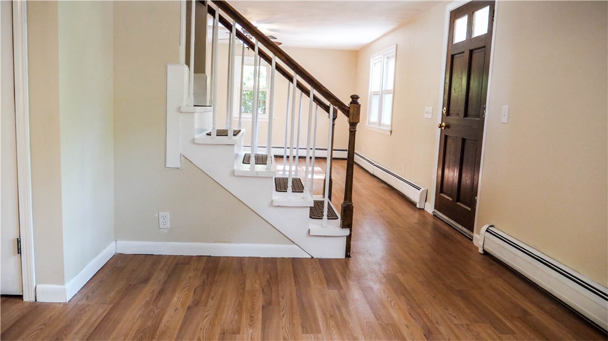 2576 Harkney Hill Road Coventry, RI 02816 - Photo 9 of 27