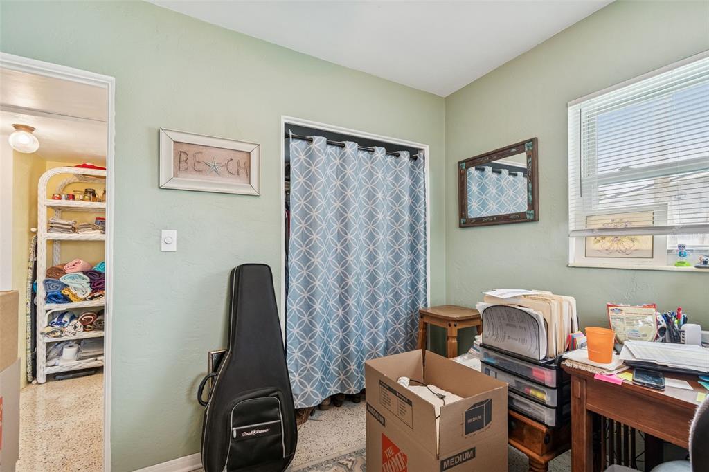 12424 105th Street Largo, FL 33773 - Photo 23 of 45 a room with furniture and couch