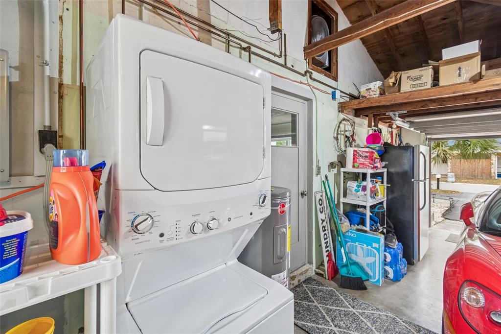12424 105th Street Largo, FL 33773 - Photo 37 of 45 a utility room with dryer and washer