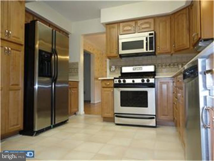 1141 Whitner Road Reading, PA 19605 - Photo 3 of 18 Kitchen