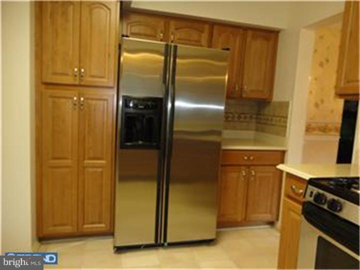 1141 Whitner Road Reading, PA 19605 - Photo 4 of 18 Kitchen