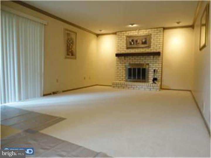 1141 Whitner Road Reading, PA 19605 - Photo 7 of 18 Family Room