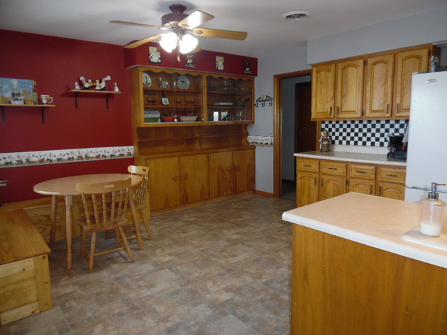 20661 Millard Road Morrison, IL 61270 - Photo 5 of 12