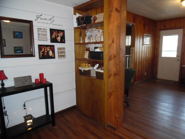 20661 Millard Road Morrison, IL 61270 - Photo 8 of 12