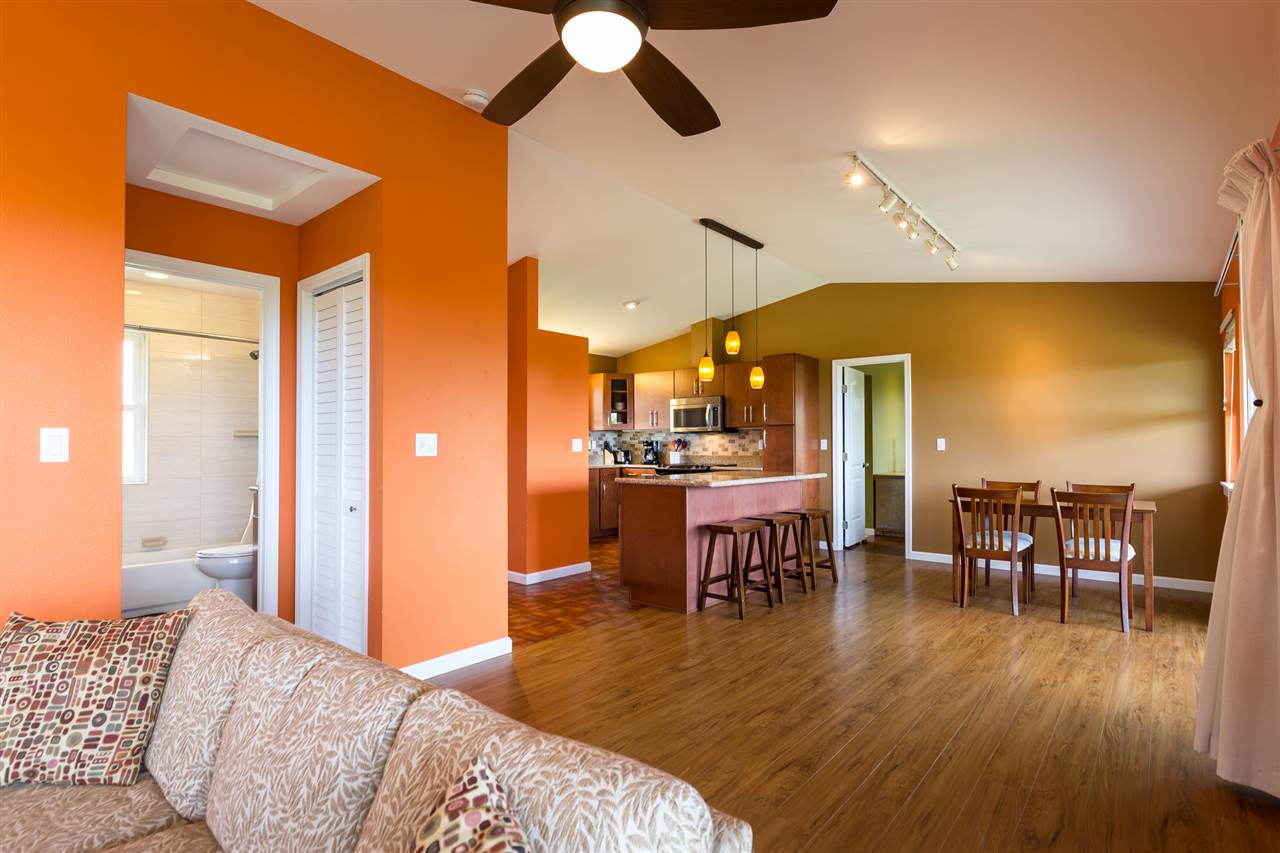 890 East Kuiaha Road Haiku, HI 96708 - Photo 22 of 30 a living room with furniture and a dining table