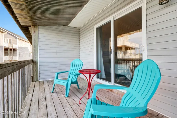 $614,900 | 221 Lazy Day Drive, Surf City, NC 28445