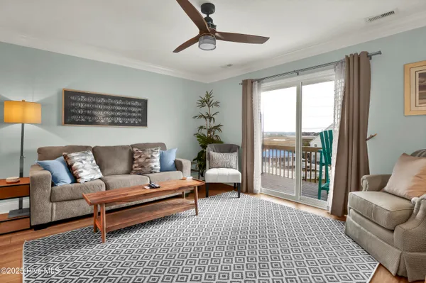 $614,900 | 221 Lazy Day Drive, Surf City, NC 28445