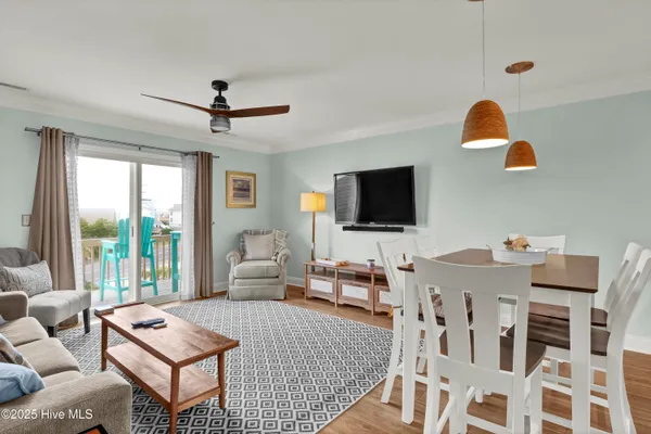 $614,900 | 221 Lazy Day Drive, Surf City, NC 28445