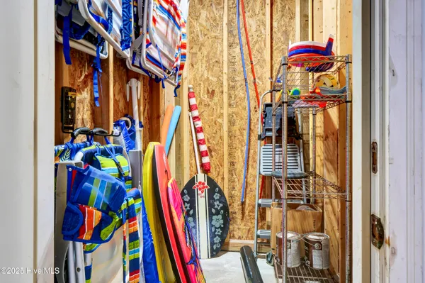 $614,900 | 221 Lazy Day Drive, Surf City, NC 28445