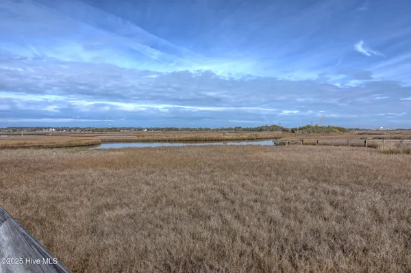 $614,900 | 221 Lazy Day Drive, Surf City, NC 28445