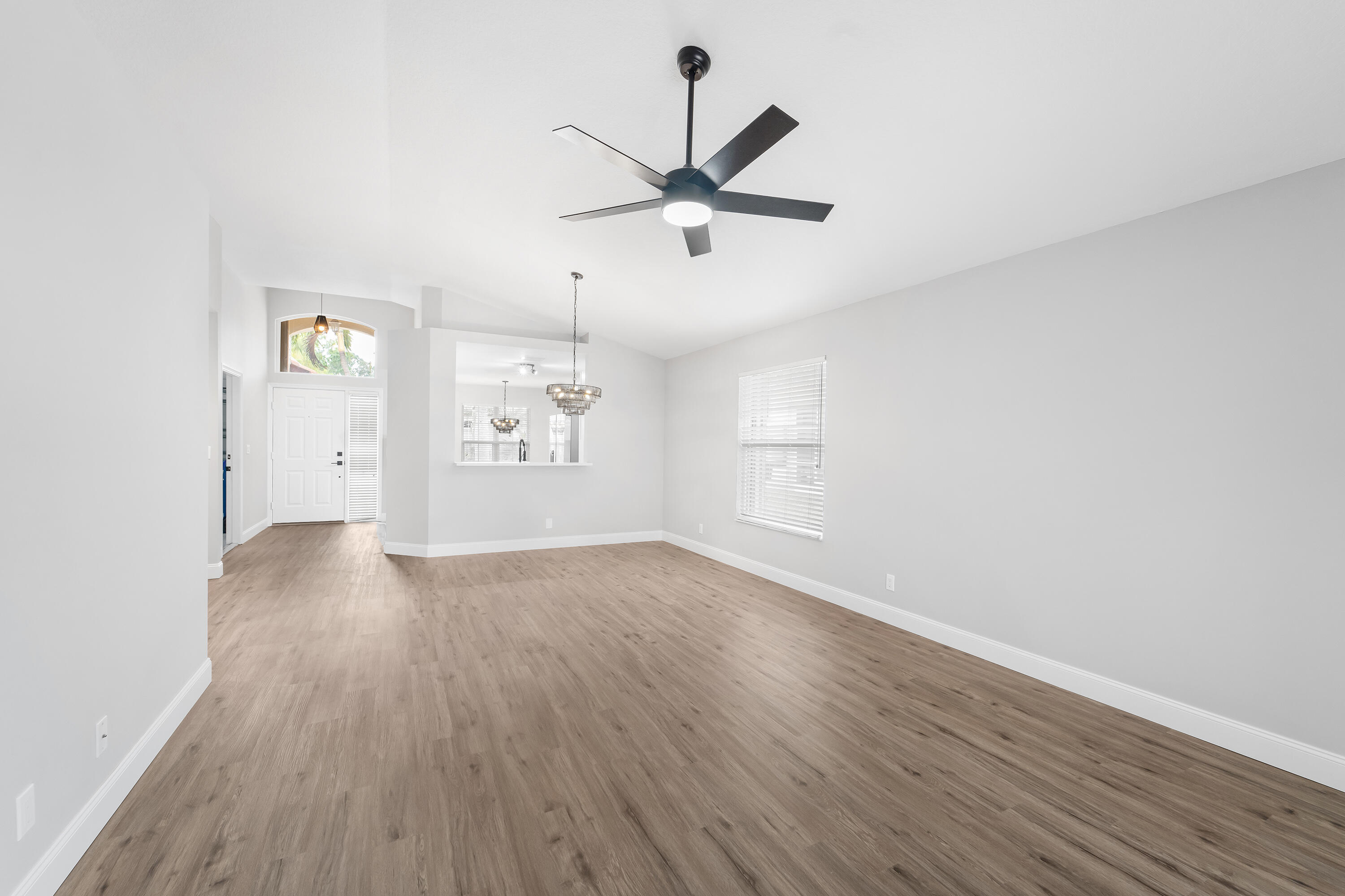 5144 Elpine Way Riviera Beach, FL 33418 - Photo 14 of 39 Dining View