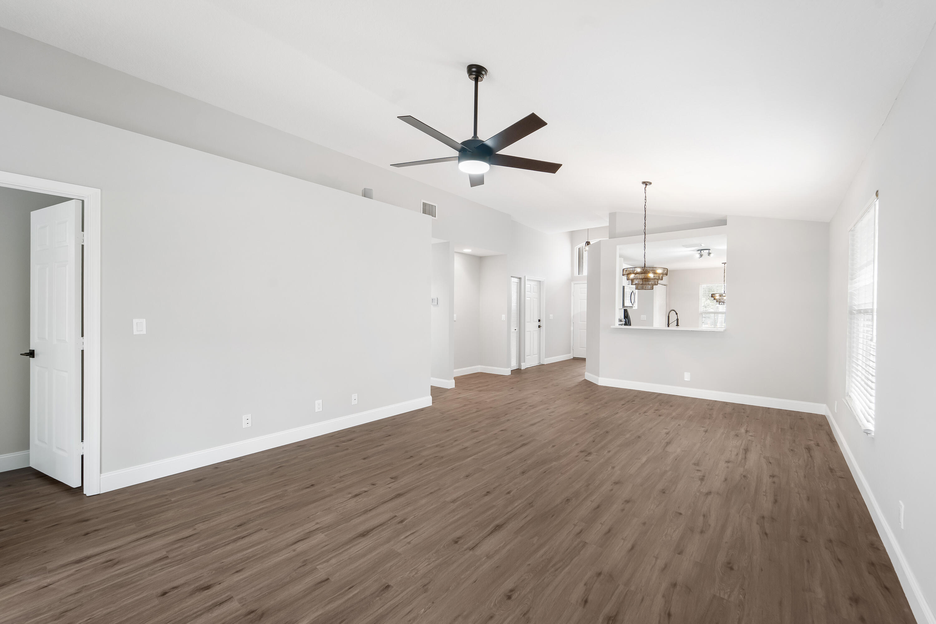 5144 Elpine Way Riviera Beach, FL 33418 - Photo 16 of 39 Lving Dining