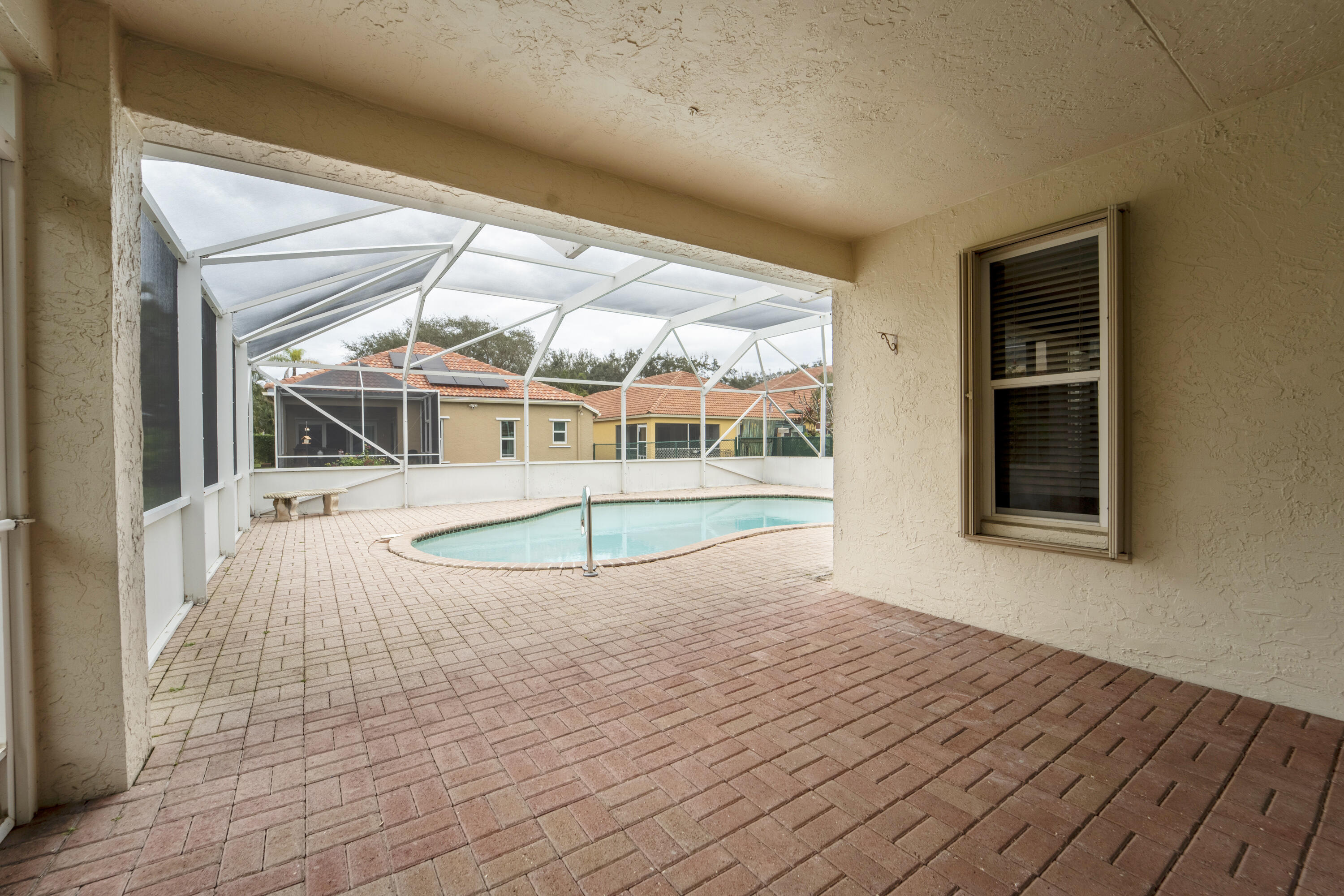 5144 Elpine Way Riviera Beach, FL 33418 - Photo 6 of 39 Pool 1