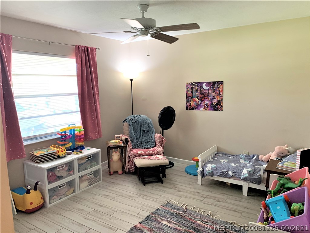 4406 Southeast Village Road Stuart, FL 34997 - Photo 6 of 7 Gallery Image 6