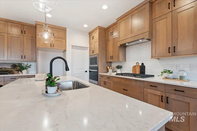 $879,880 | Undisclosed Address, Eagle, ID 83616