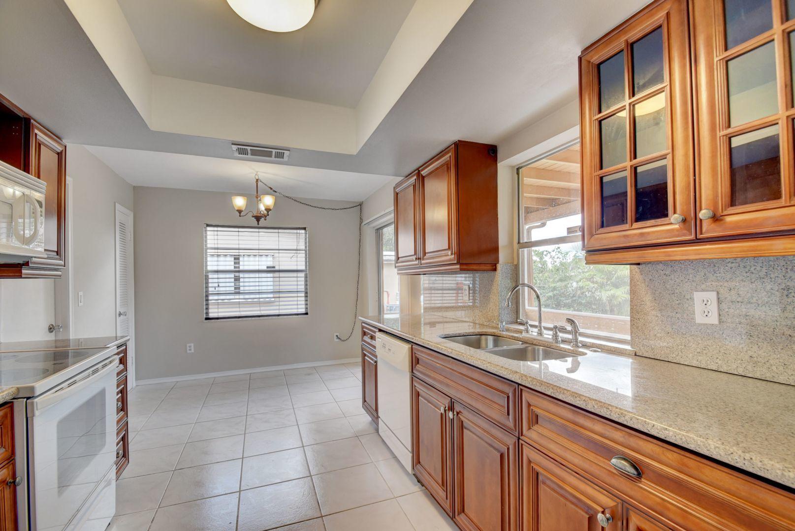 22470 Southwest 65th Avenue Boca Raton, FL 33428 - Photo 13 of 34 14_virtuals1 (14)