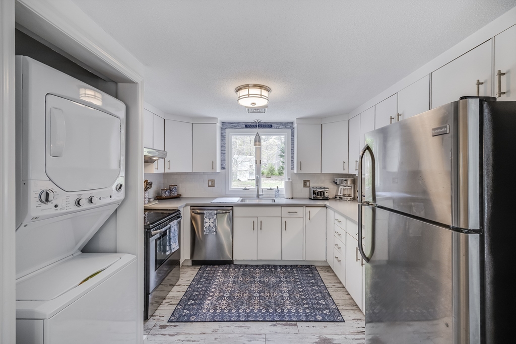 15 Toedter Road Eastham, MA 02642 - Photo 11 of 35 Gallery Image 11