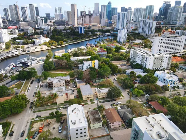 $1,564,000 | 212 Northwest 7th Avenue, Miami, FL 33128