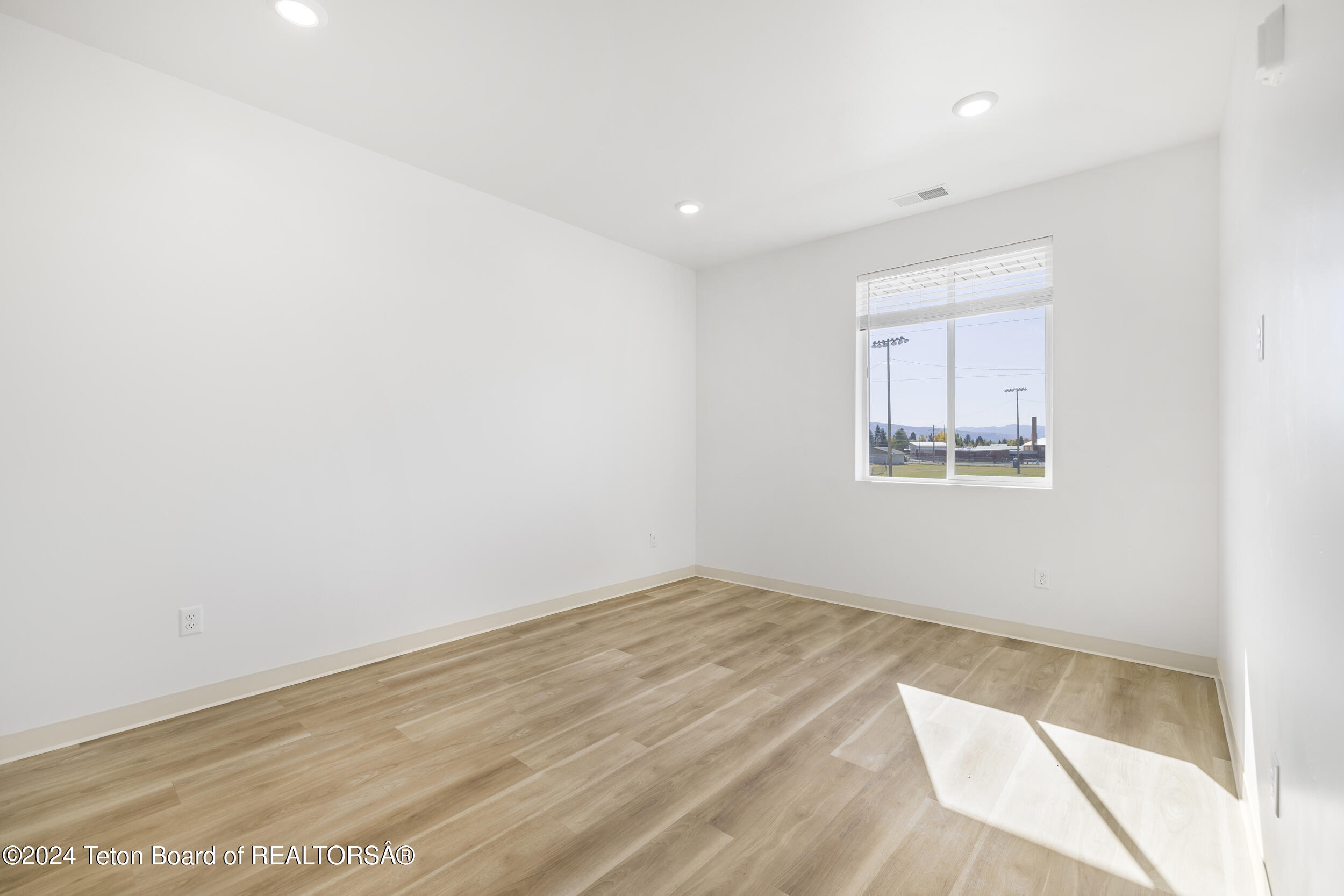 525 North First Street, Unit B104 Driggs, ID 83422 - Photo 5 of 33 9